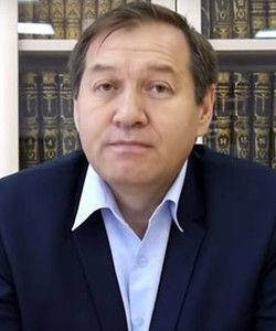 Ахат  Салихов